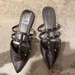 Flat mules Marc fisher